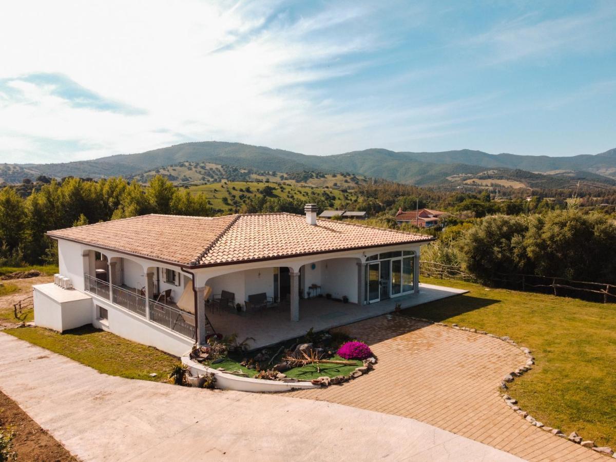 Agriturismo B&B Mares E Montes De Marrante シニスコーラ エクステリア 写真