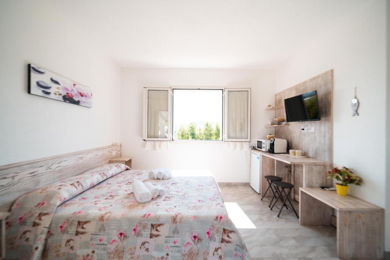 Agriturismo B&B Mares E Montes De Marrante シニスコーラ エクステリア 写真