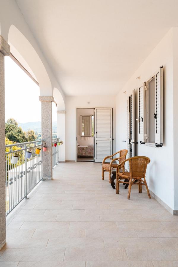 Agriturismo B&B Mares E Montes De Marrante シニスコーラ エクステリア 写真